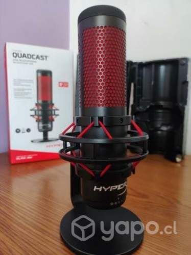 Micrófono HYPERX QUADCAST con atril y antipop