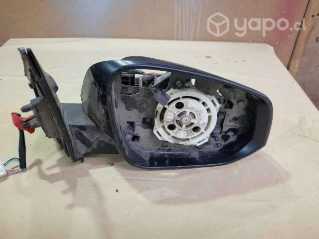 Espejo derecho toyota hilux 2018