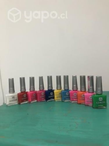 Esmaltes de uña tradicionales