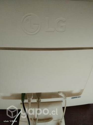 Computador LG 22V270-L