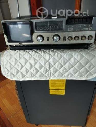 Radio jvc a pila y corriente