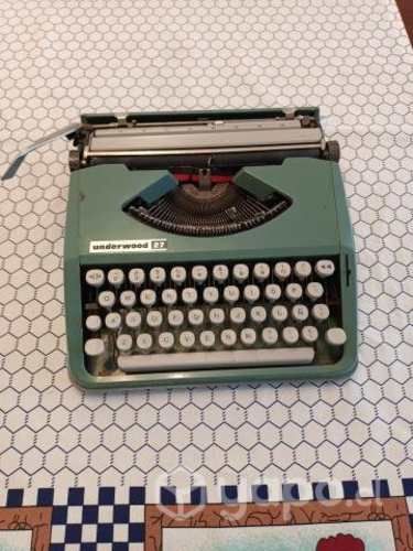 máquina escribir antigua