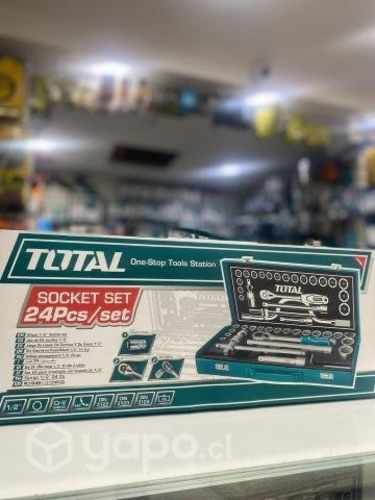 Juego de Dados de 24pcs + Chicharra Marca TOTAL