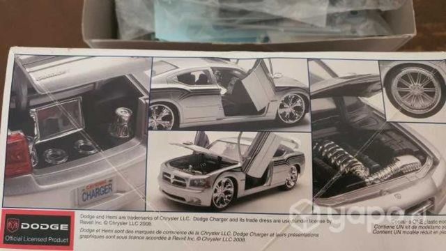Modelo dogde charger srt8 escala 1:25