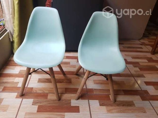 Sillas de niña(o) 2x15