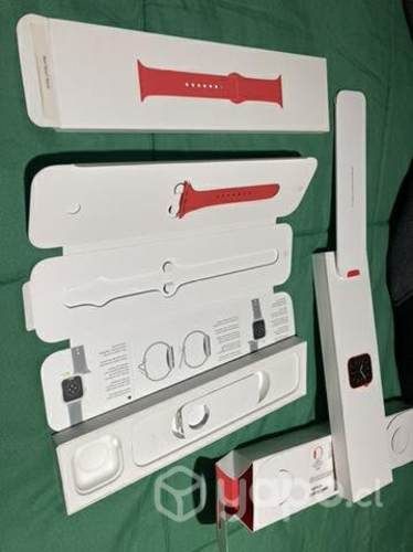 Apple Watch serie 6 44 mm versión red