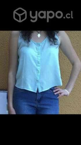 Polera celeste