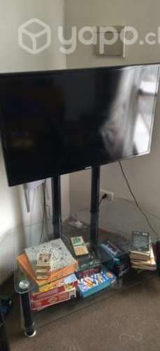 LCD( no Smart) de 40 pulgadas+rack de vidrio