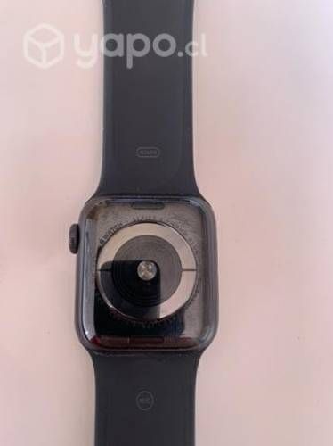 Apple Watch Series 5, 40mm