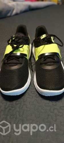 Zapatilla Under Armour