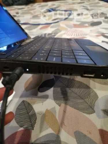 Netbook HP 13" funcionando