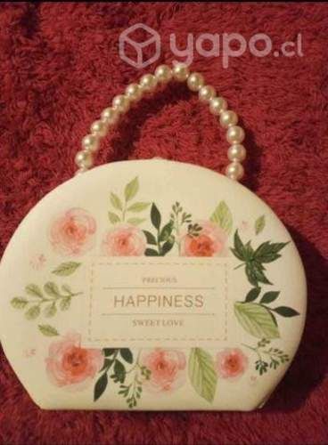 Hermoso y elegante joyero