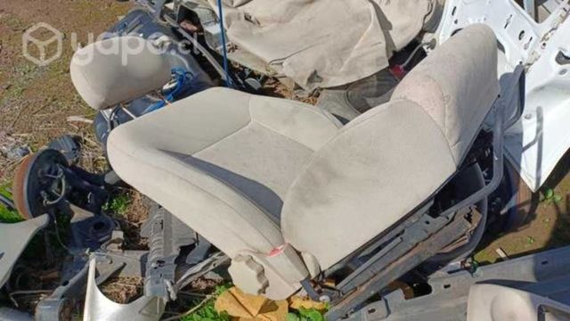 Chevrolet Corsa XL plus asiento butaca izquierda
