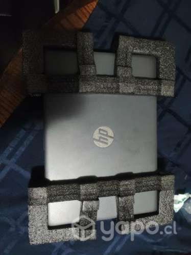 Notebook prácticamente nuevo hp