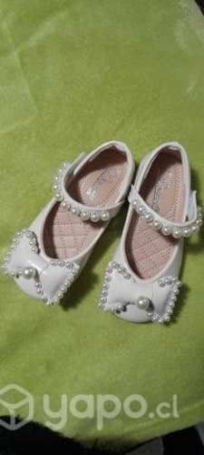 Zapatos niña N 24