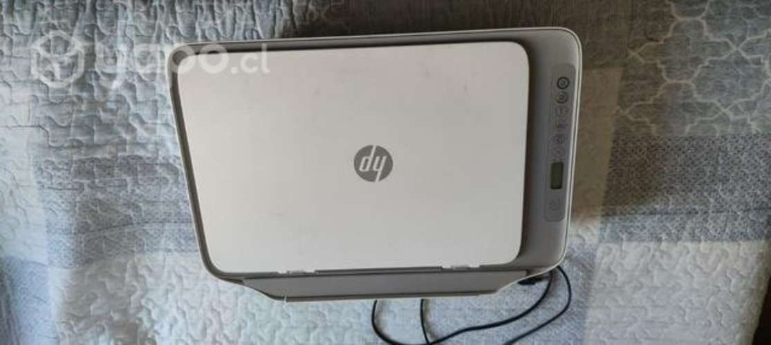 Impresora/scanner + mueble blanco pequeño