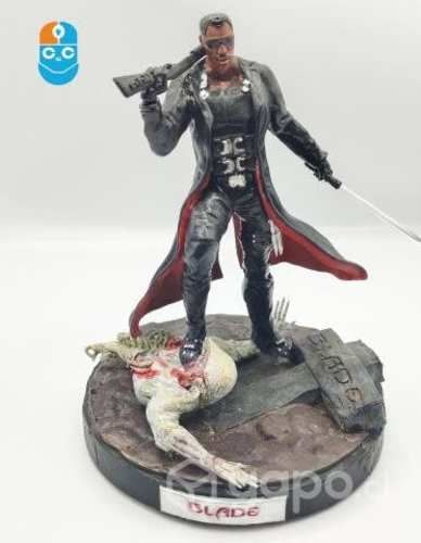 Figura colección, Blade el caza vampiros W. Snipes