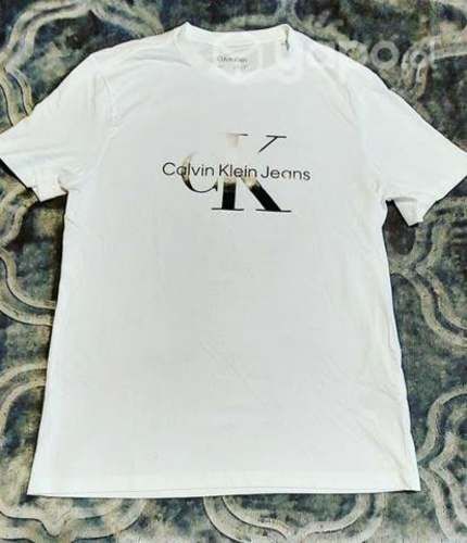 Poleras calvin klein / Champion