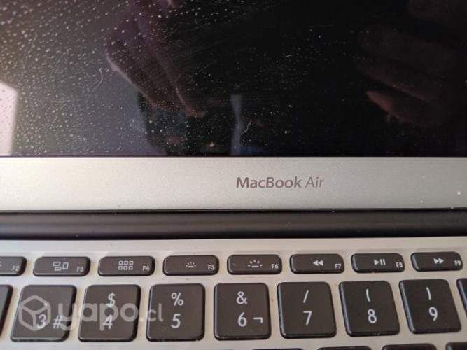 MacBook Air como nuevo y formateado