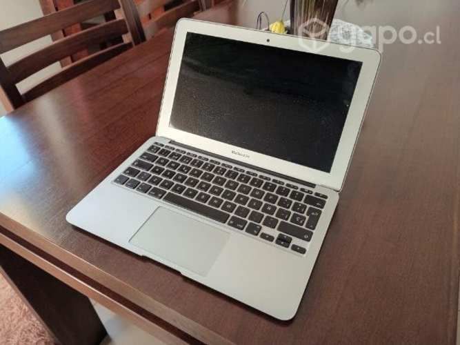 MacBook Air como nuevo y formateado