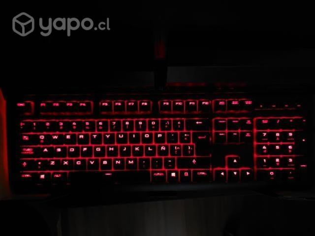 Teclado Mecánico Corsair K68 Red Switch