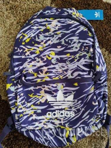 Mochila Adidas Originals Color Violeta Nueva