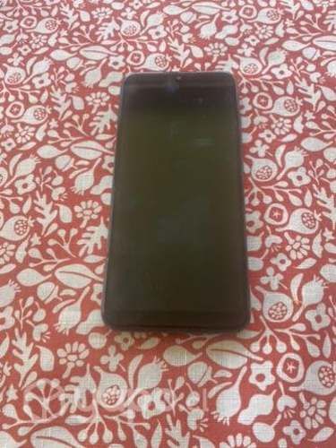 Celular Motorola e(6) plus