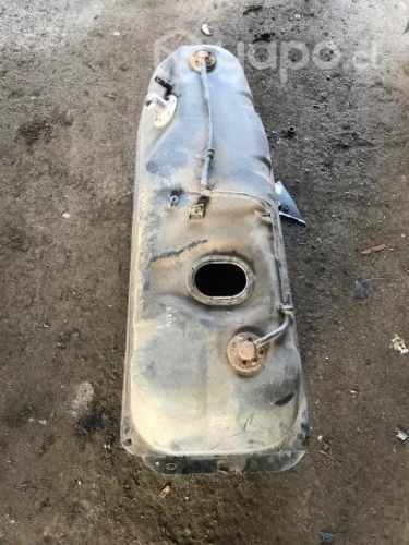Estanque combustible (35) Ford Ranger Tailandesa 2