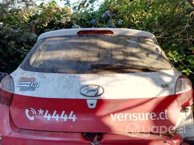 Portalón hyundai gran i10