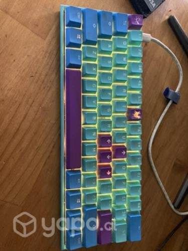 Teclado Ducky Frozen Llama