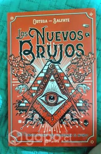 Libro aún embalado los nuevos brujos