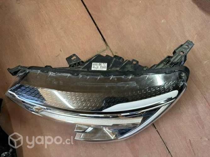 Optico izquierdo Renault arkana