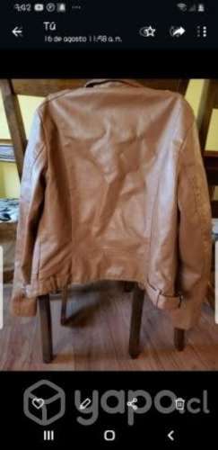Chaqueta de cuero nueva