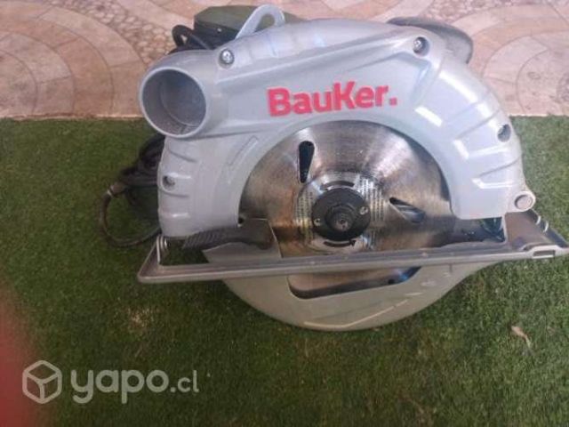 Sierra circular Bauker 1500w