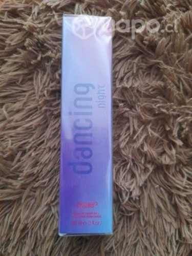 Perfume dancing night