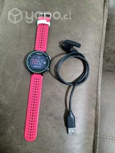 Reloj Garmin Forerunner 235