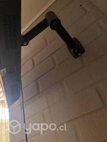 3 televisores de 32 pulgadas