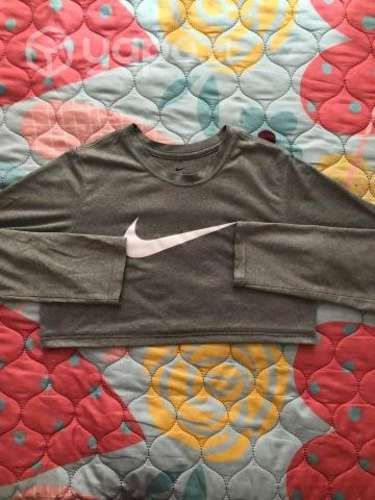 polera crop manga larga nueva original de