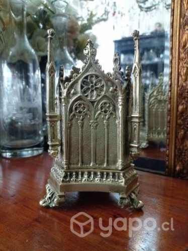 Antigua pieza bronce