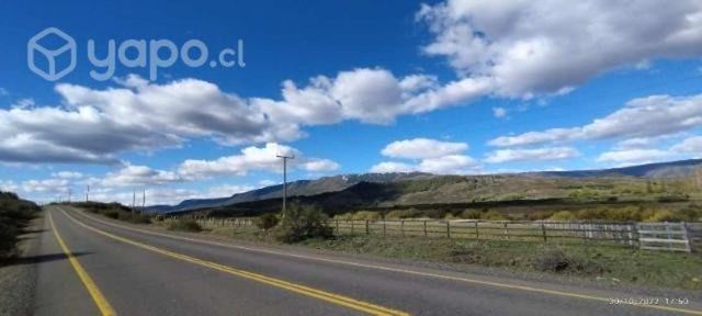 Parcela con Rol propio, Carretera y Rio