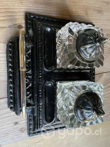 Antiguo tintero Hierro y Cristal c 1900 Impecable