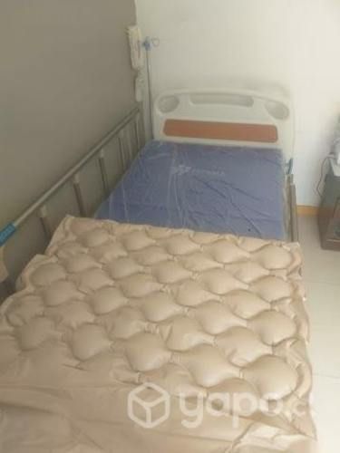 Catre clinico con colchon antiescaras