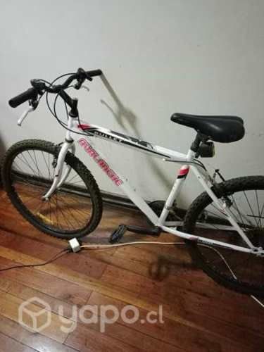 Bicicleta aro 26 .