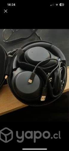 Sony WH-1000XM4