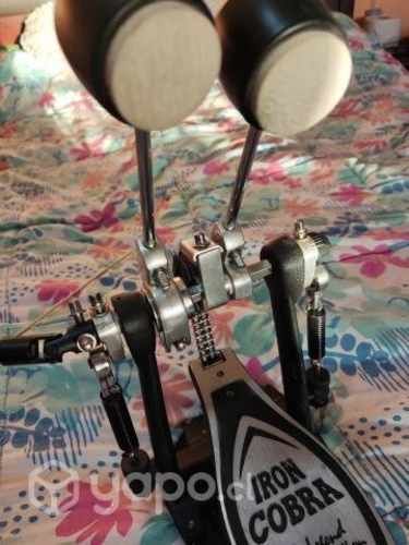 Doble pedal tama iron cobra HP600DTW