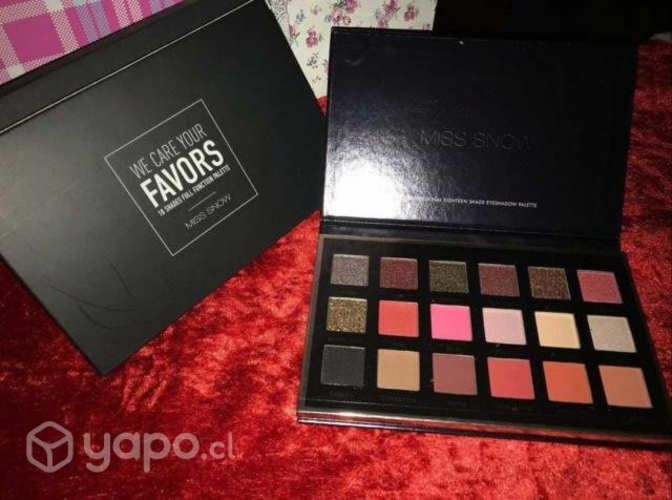 Maquillaje original / Uñas