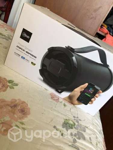 Parlante nuevo max bass