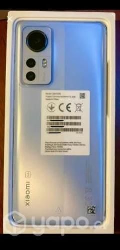 Xiaomi 12 prácticamente nuevo