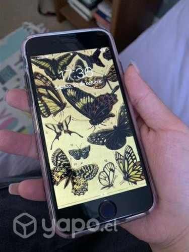 IPhone 7 prácticamente nuevo