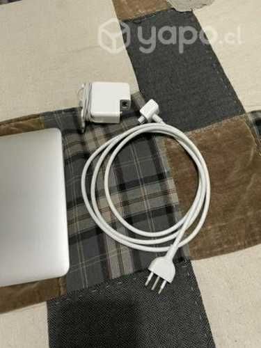 MacBook Air con Mouse